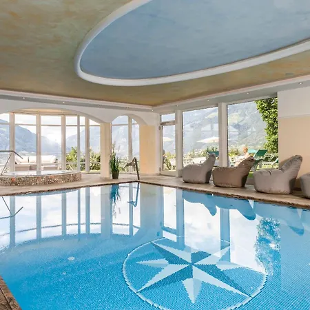 فندق Meinhardt 4*